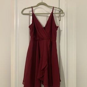 New with tags. Windsor semi-formal dress. Burgundy color size large.